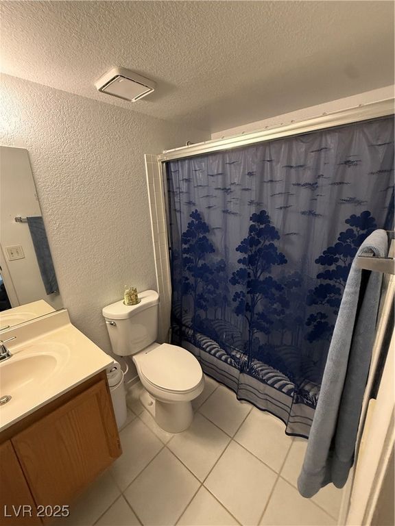 Image 8 of property listing at 928 Rockview Drive 101, Las Vegas, NV 89128