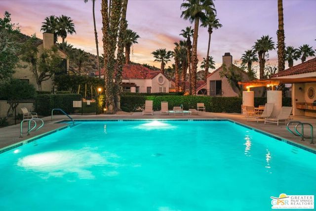 230 Canyon Circle, Palm Springs, CA 92264