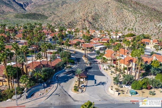 230 Canyon Circle, Palm Springs, CA 92264