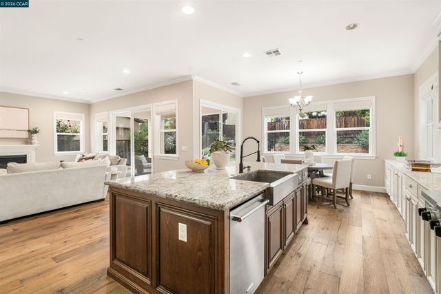 504 Hyacinthus Ct, San Ramon, CA 94582