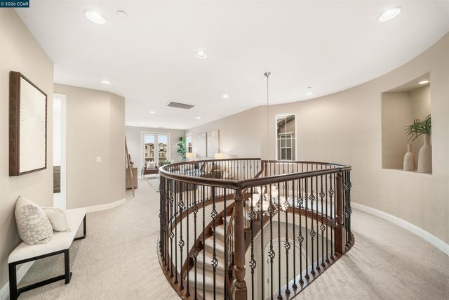 504 Hyacinthus Ct, San Ramon, CA 94582