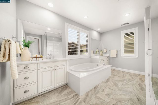 504 Hyacinthus Ct, San Ramon, CA 94582