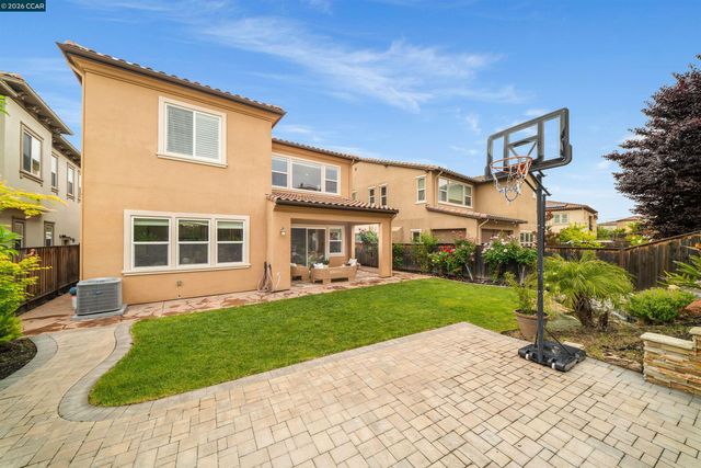 504 Hyacinthus Ct, San Ramon, CA 94582