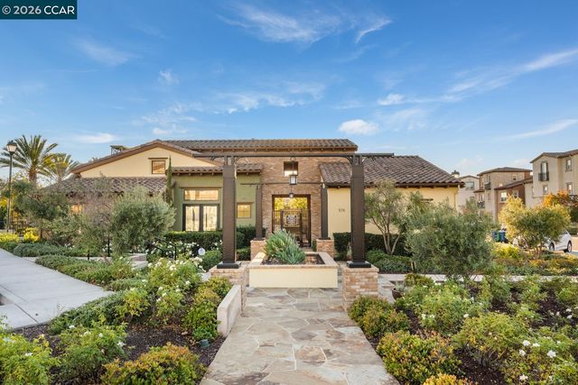 504 Hyacinthus Ct, San Ramon, CA 94582