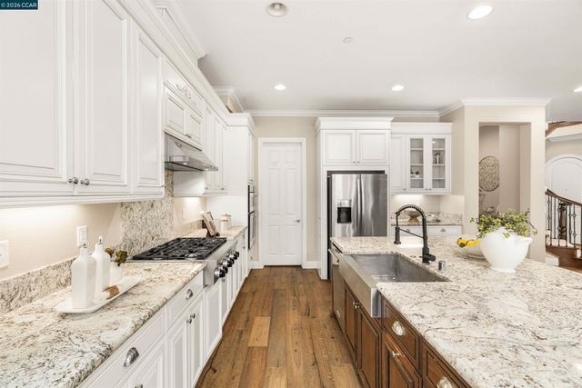 504 Hyacinthus Ct, San Ramon, CA 94582