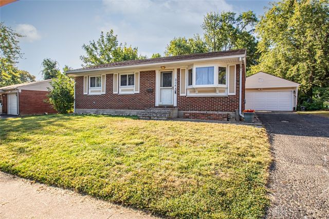 354 Ellenwood Drive, West Carrollton, OH 45449