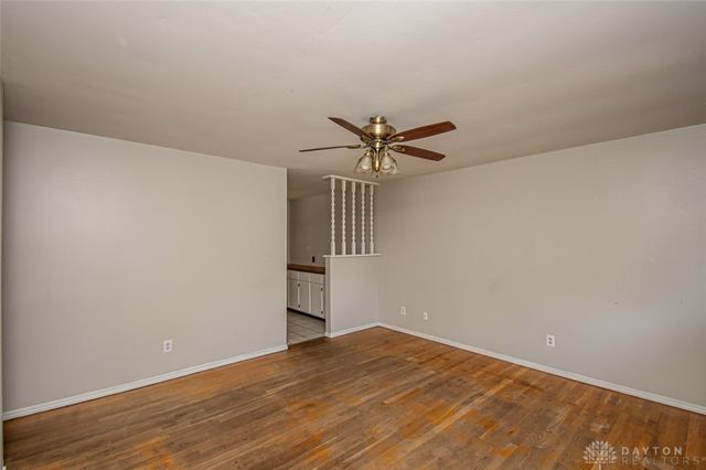 354 Ellenwood Drive, West Carrollton, OH 45449