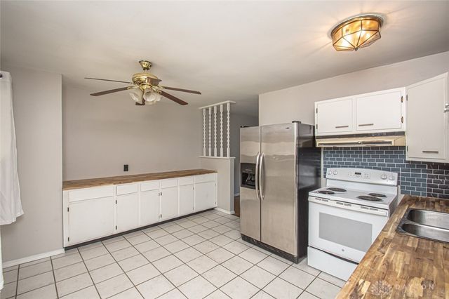 354 Ellenwood Drive, West Carrollton, OH 45449