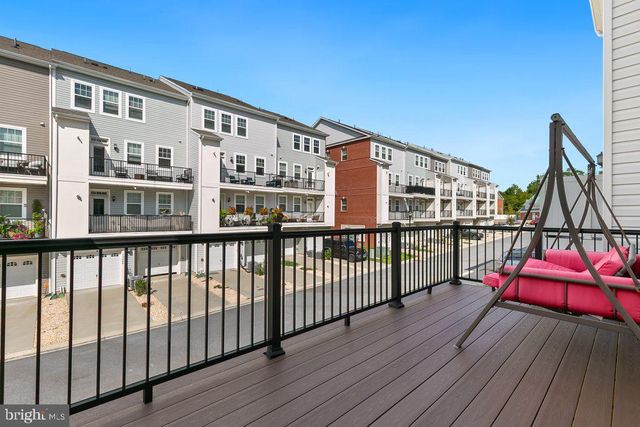 7969 BLUE STREAM DR, Elkridge, MD 21075