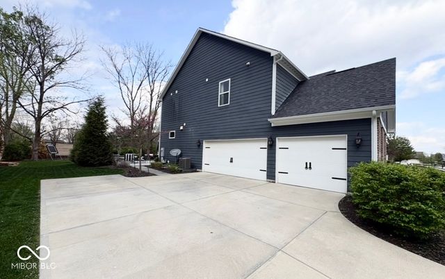 1114 Windsor Estates Court, Westfield, IN 46074