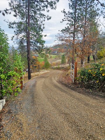 2162 Butte Falls Highway, Eagle Point, OR 97524