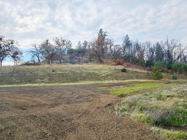 2162 Butte Falls Highway, Eagle Point, OR 97524