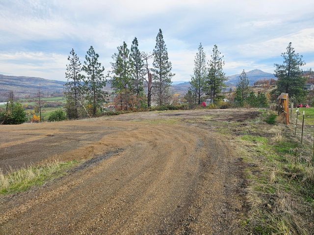 2162 Butte Falls Highway, Eagle Point, OR 97524