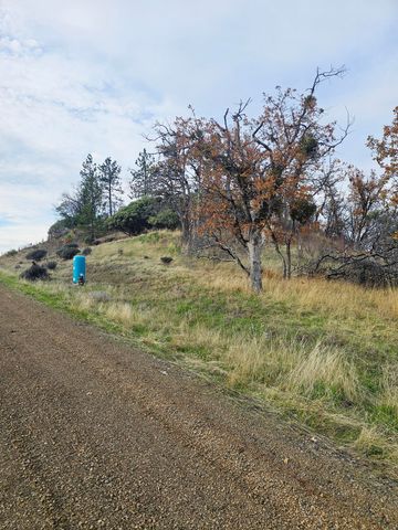 2162 Butte Falls Highway, Eagle Point, OR 97524