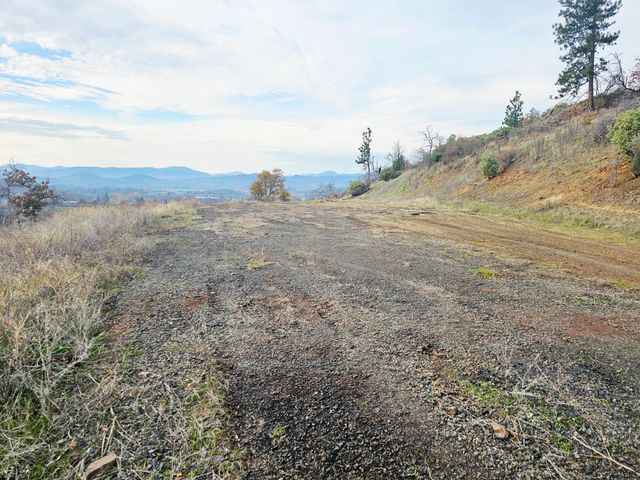 2162 Butte Falls Highway, Eagle Point, OR 97524