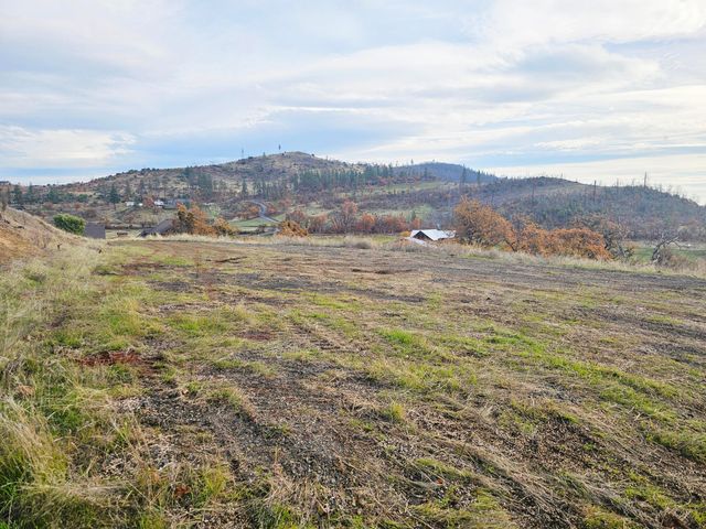 2162 Butte Falls Highway, Eagle Point, OR 97524