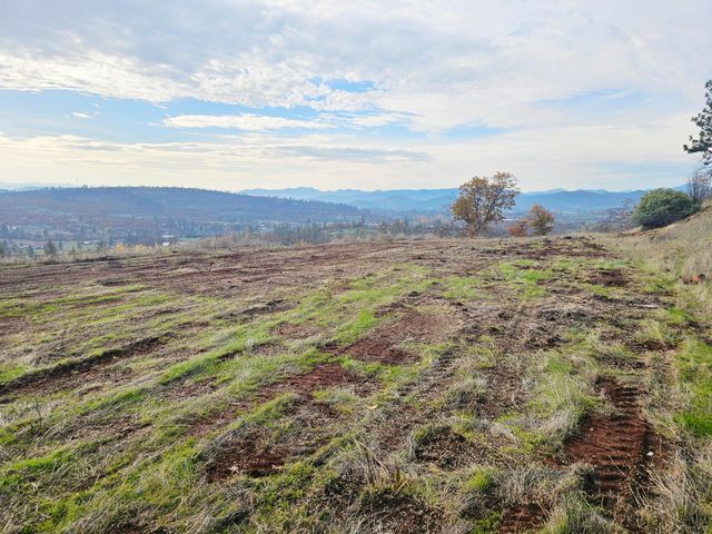 2162 Butte Falls Highway, Eagle Point, OR 97524