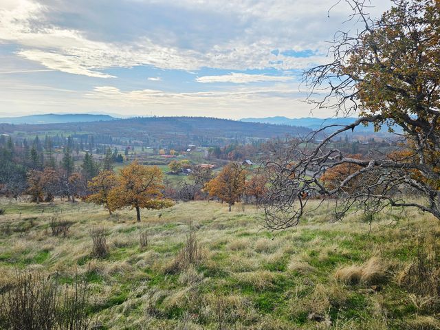 2162 Butte Falls Highway, Eagle Point, OR 97524