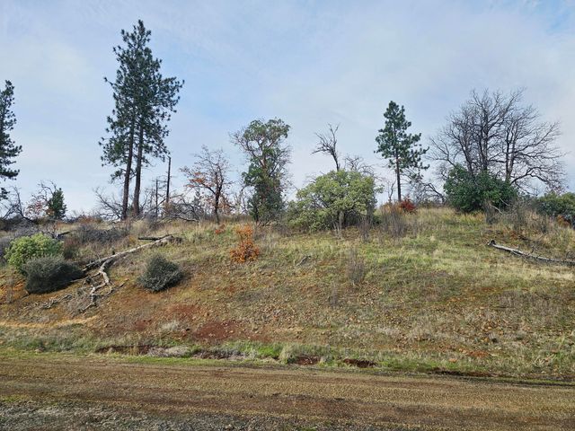 2162 Butte Falls Highway, Eagle Point, OR 97524