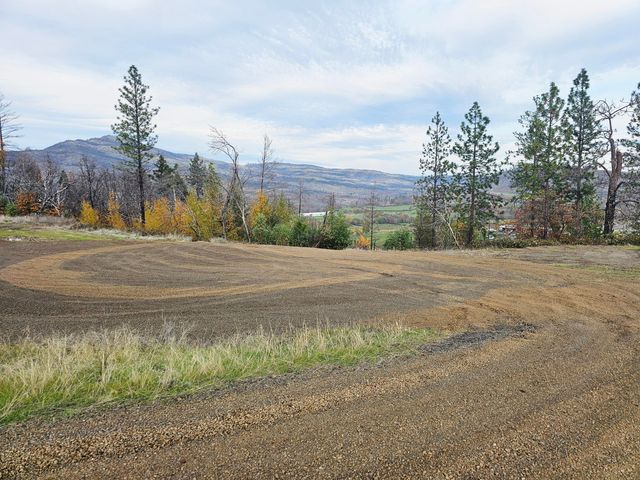 2162 Butte Falls Highway, Eagle Point, OR 97524