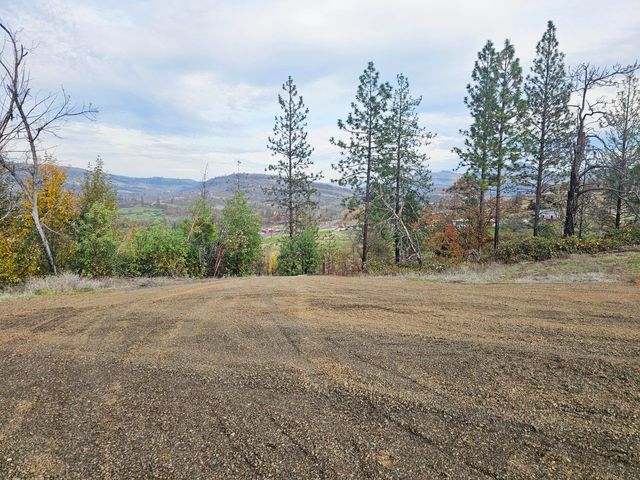 2162 Butte Falls Highway, Eagle Point, OR 97524