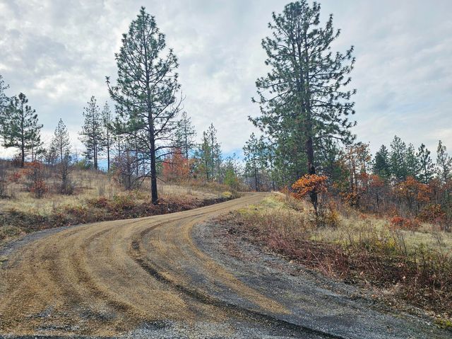 2162 Butte Falls Highway, Eagle Point, OR 97524