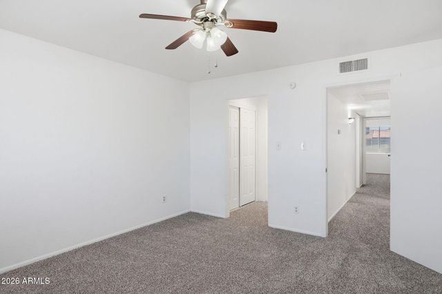 2202 W GLENROSA Avenue 18, Phoenix, AZ 85015