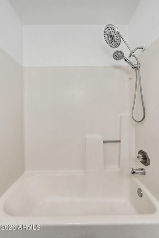 2202 W GLENROSA Avenue 18, Phoenix, AZ 85015