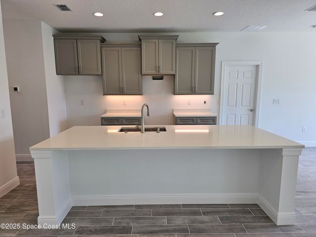 2999 Gaffney Avenue SE, Palm Bay, FL 32909