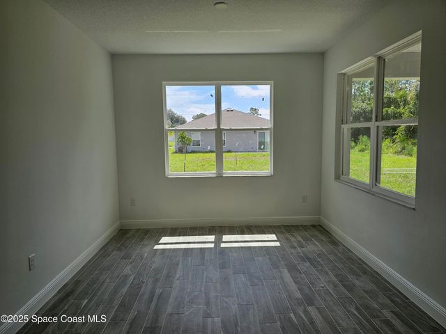 2999 Gaffney Avenue SE, Palm Bay, FL 32909