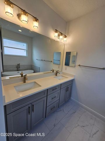 2999 Gaffney Avenue SE, Palm Bay, FL 32909