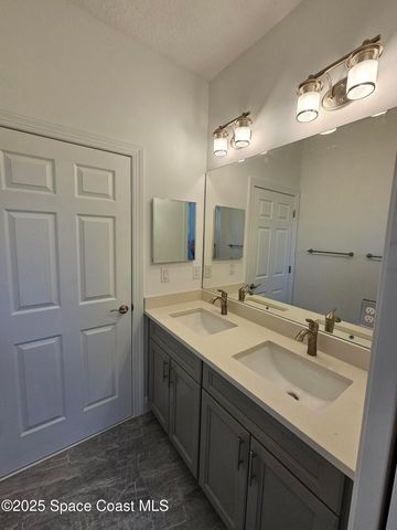 2999 Gaffney Avenue SE, Palm Bay, FL 32909