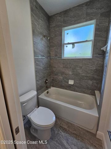 2999 Gaffney Avenue SE, Palm Bay, FL 32909