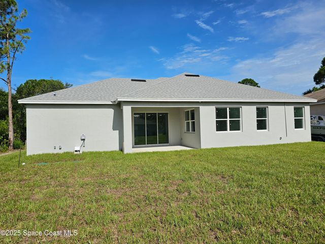 2999 Gaffney Avenue SE, Palm Bay, FL 32909
