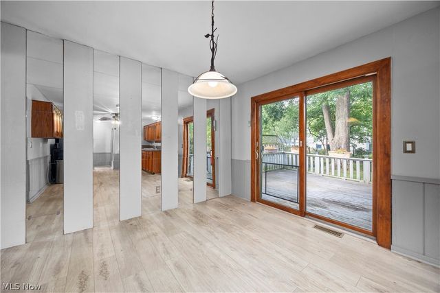 5742 Pleasant Street, North Ridgeville, OH 44039