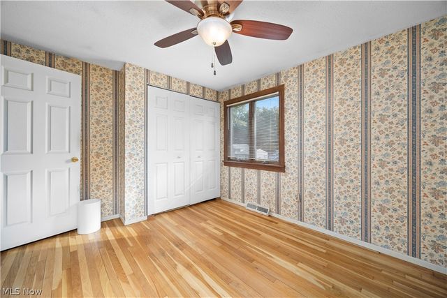 5742 Pleasant Street, North Ridgeville, OH 44039