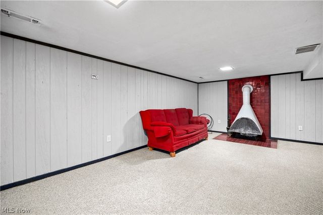 5742 Pleasant Street, North Ridgeville, OH 44039