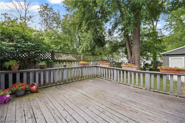 5742 Pleasant Street, North Ridgeville, OH 44039