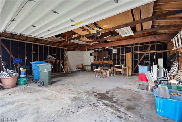 5742 Pleasant Street, North Ridgeville, OH 44039