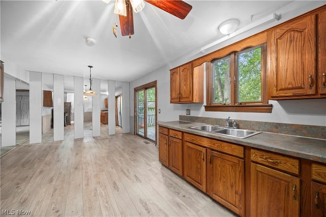 5742 Pleasant Street, North Ridgeville, OH 44039