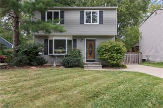 5742 Pleasant Street, North Ridgeville, OH 44039