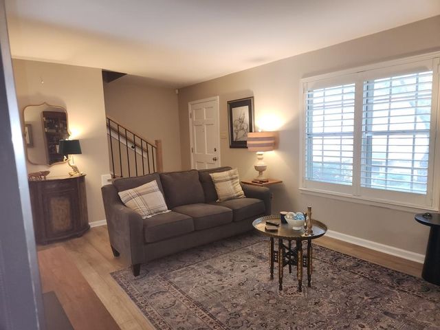 1940 RHINELAND DR, Germantown, TN 38138