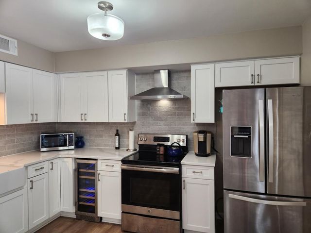 1940 RHINELAND DR, Germantown, TN 38138