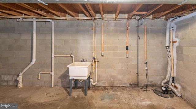 1005 HILLMAN ST, Baltimore, MD 21202