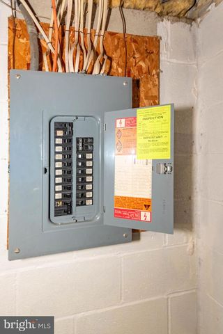 1005 HILLMAN ST, Baltimore, MD 21202