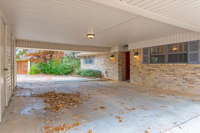 1379 Hideaway Lane W, Hideaway, TX 75771