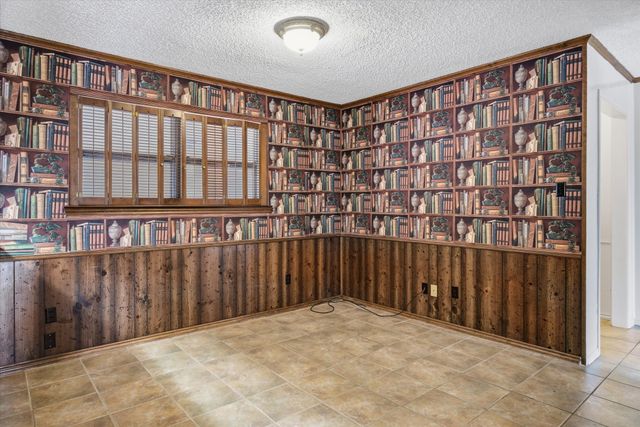 1379 Hideaway Lane W, Hideaway, TX 75771