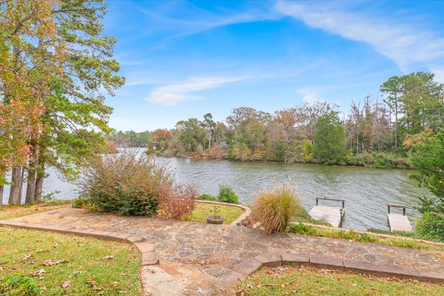 1379 Hideaway Lane W, Hideaway, TX 75771