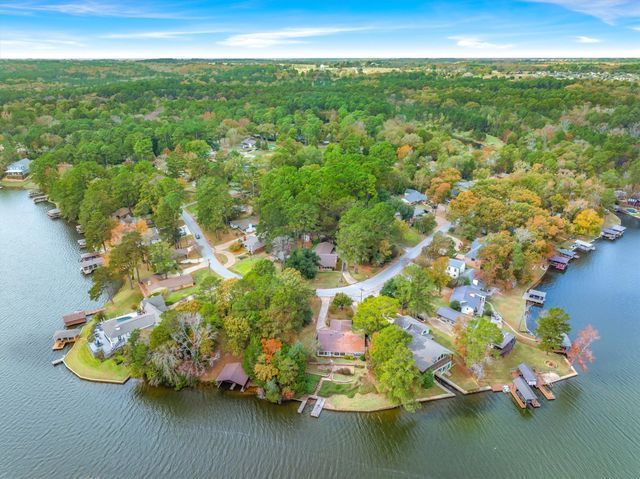 1379 Hideaway Lane W, Hideaway, TX 75771