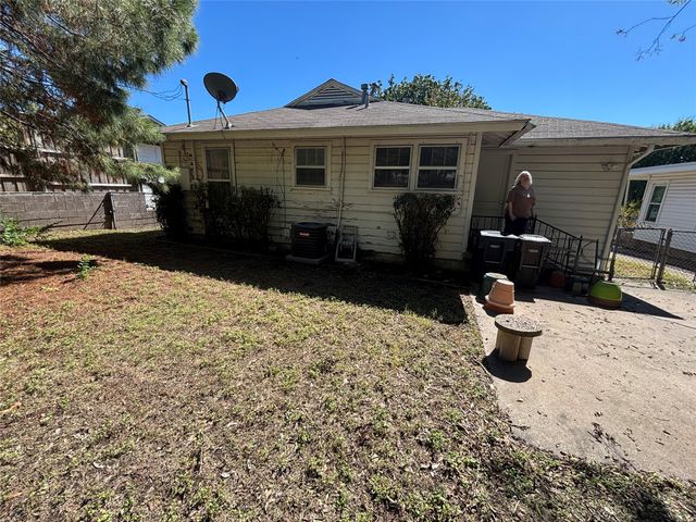 3712 Lafayette Avenue, Fort Worth, TX 76107